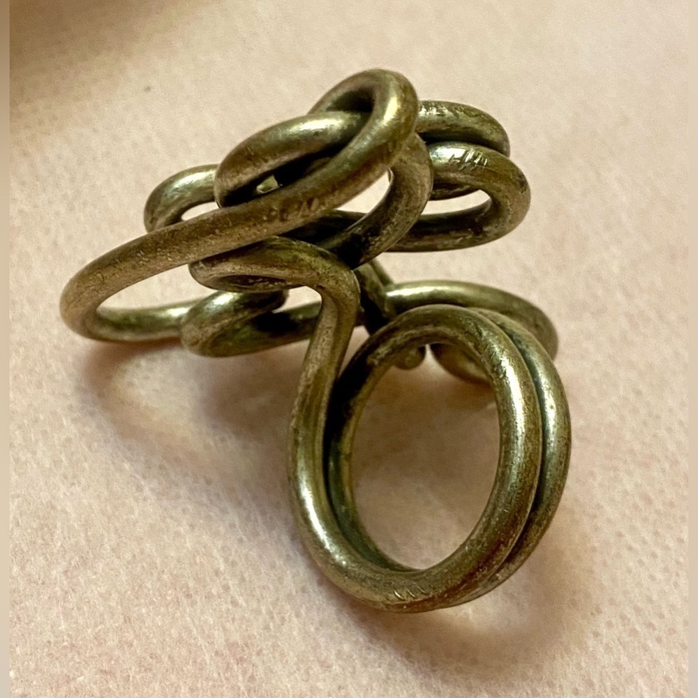 Elegant Silver  Knot Ring. Unusual design. Unisex - Picture 3 of 4